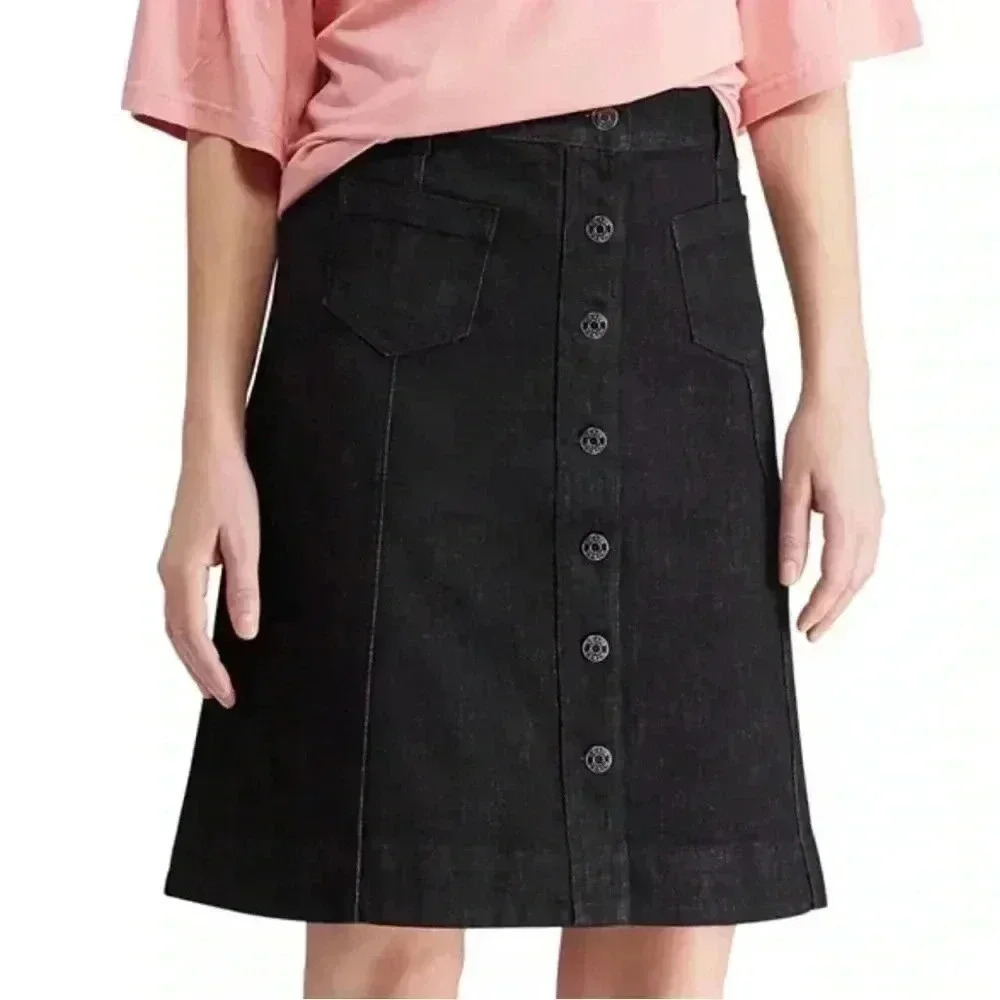 CHAPS Ralph Lauren mild wash blue 6 button 2 pocket denim skirt 14
